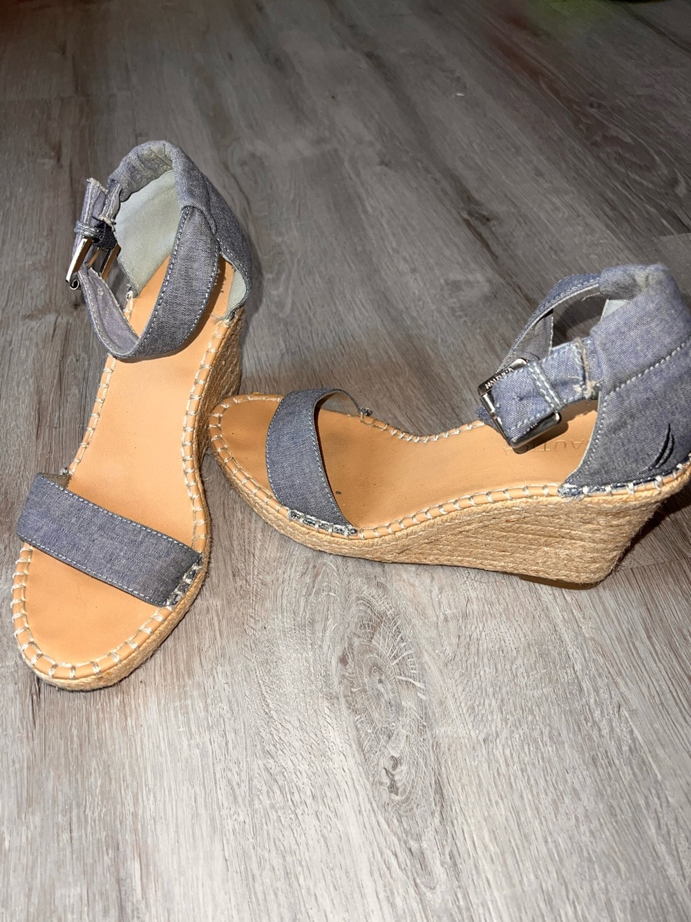 3/$25 Nautica Chambray Espadrille Wedges size 8